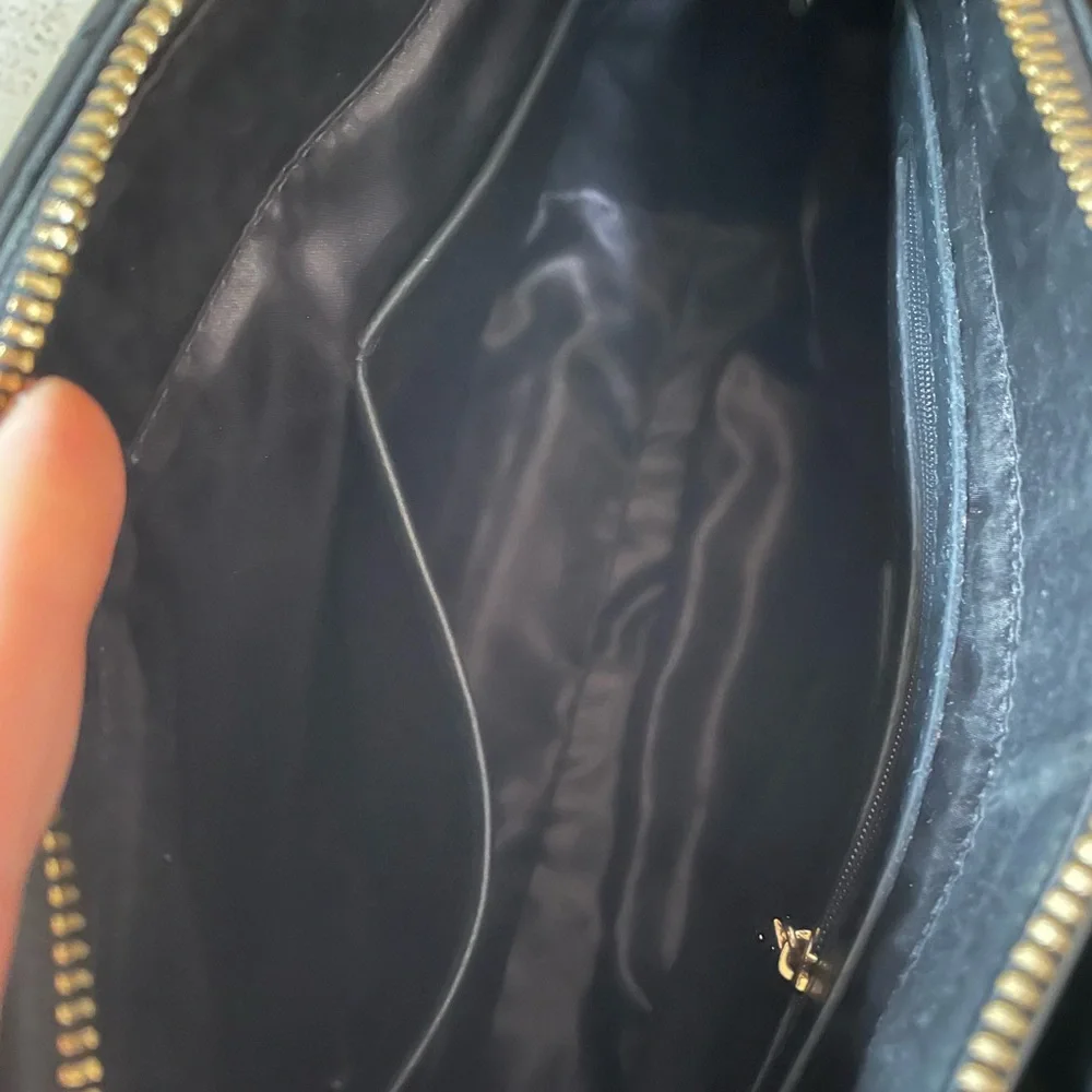 NWT St John Knits Quilted Leather Handbag top Handel,cross body strap Authentic - Picture 8 of 16